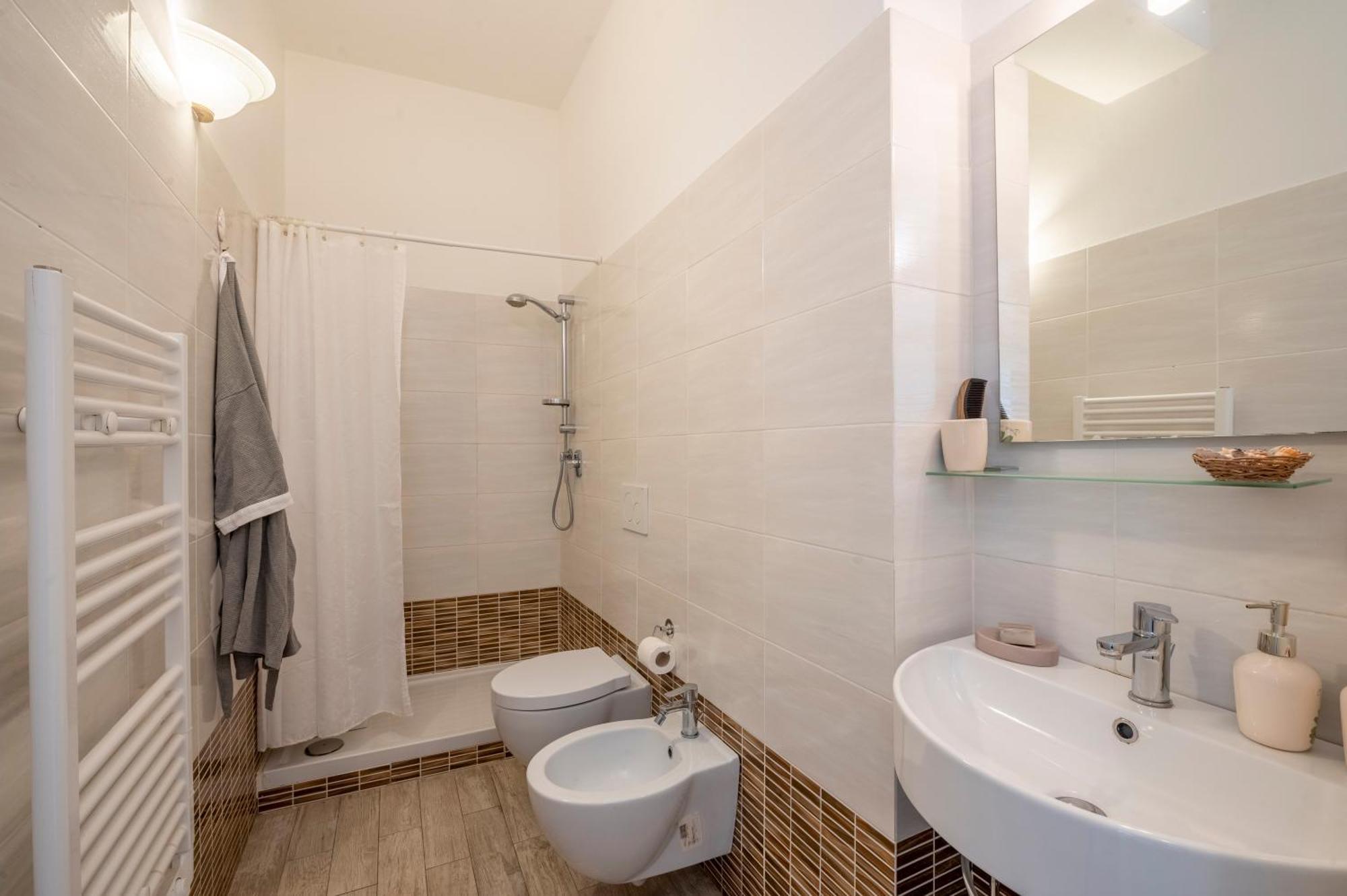 Urban Nest At Leopolda & Fortezza Apartment Florence